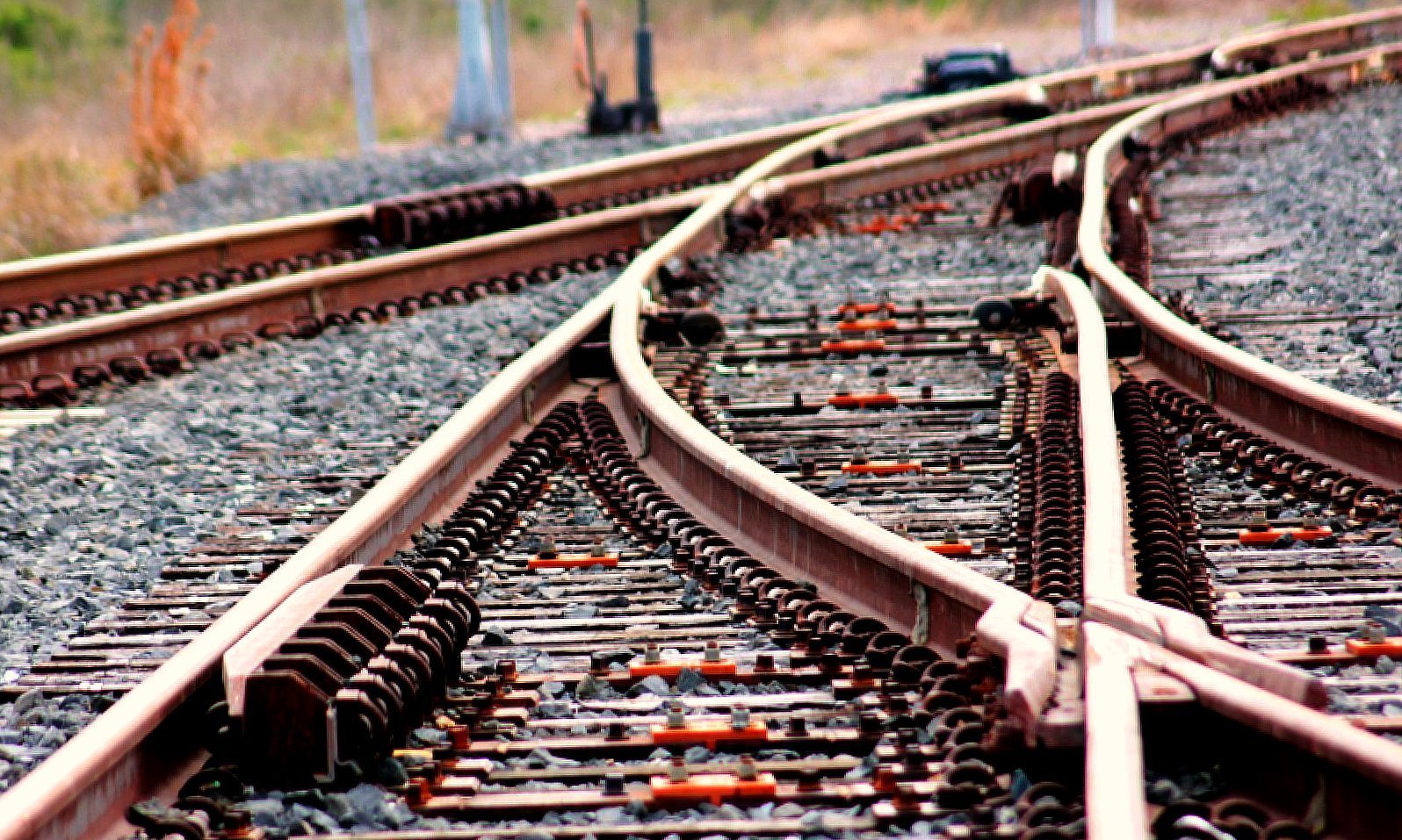 Про железную дорогу. Сталь железная дорога. Railway Switch. Картинка пути объединения. Railway track Definition by Experts.